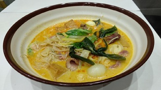 火遍韓國的麻辣燙是怎么做的？