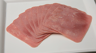 真空包裝低溫肉制品表面出水發酸問題解析