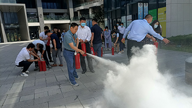 青島特斯特組織消防安全演練