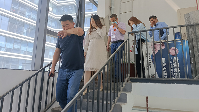 青島特斯特 青島特斯特